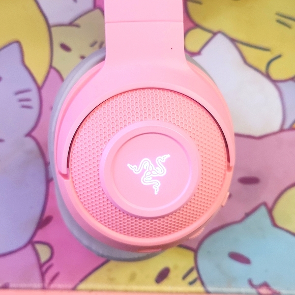 Used Razor Kitty HeadPhones - Picture 2 of 3